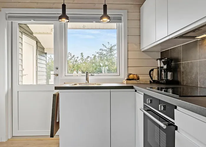 3 Bedroom Beautiful In Sydals *