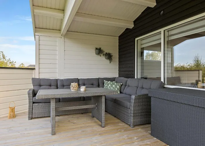 3 Bedroom Beautiful In Sydals
